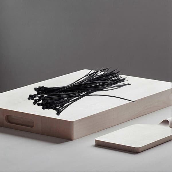 3 mm x 150 mm Auto Lednings Push Kabel Strips Organizer Hvid Sort 100 stk.
