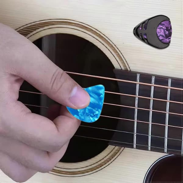Flerfärgade gitarrplektrum för elgitarr, 0,71 mm tjocklek, 10 blandade färger, hållbart material