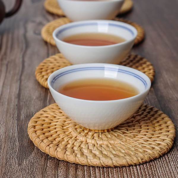 t af 6 Rattan Flet Cup Mat Håndlavet Rattan Coaster Rattan Placemat Pot Mat Kopholdere Hjemmedekoration (Rattan 4 * 4 in)