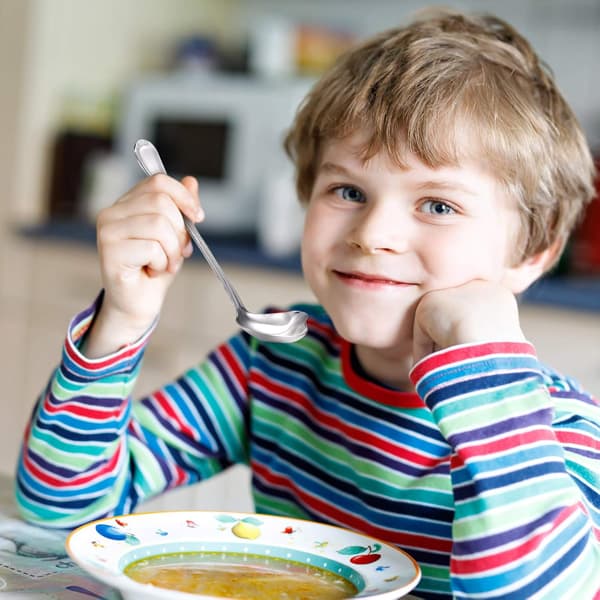 Sett med 2 miniskjeer i rustfritt stål, ideelle for å øse suppe og sauser.