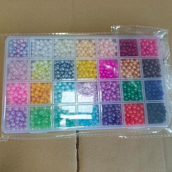 28 Väriä Helmiä Korujen Valmistukseen, 1680kpl Pyöreitä Lasihelmiä Muoviset Värjätyt Tekohelmiä Välihelmiä Rannekkeille Kaulakoruille Multiple colors Pearl Beads