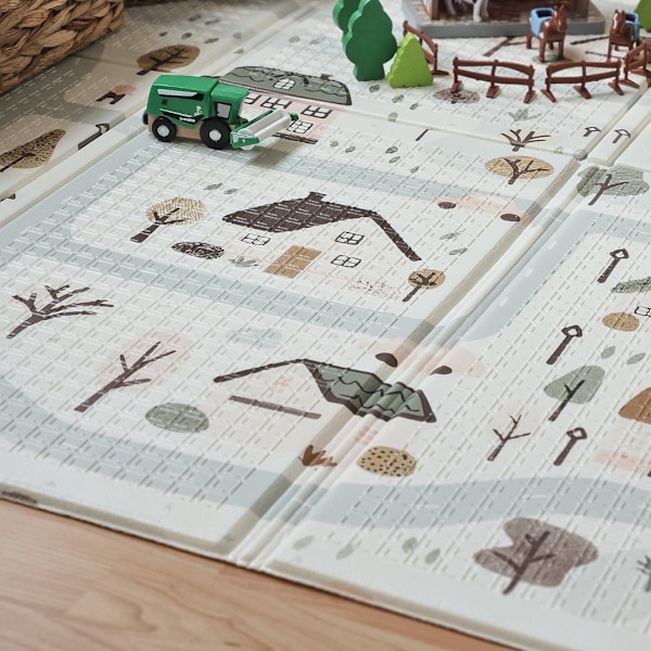 Kaksipuolinen taitettava vaahtomuovimatto 180 x 120 x 1 cm - Charming Town/Sand Beige Charming Town