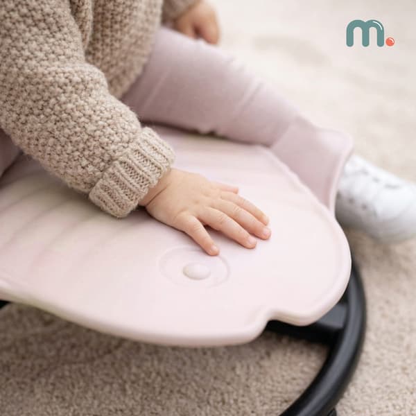 Mamabrum lasten pyörivä tasapainoistuin Kala – beige