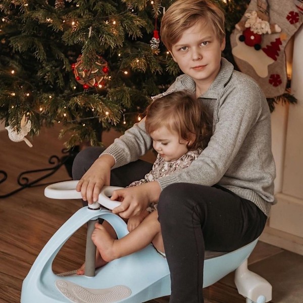 TwistCar børnekøretøj - Pastelblå Luminous hjul!