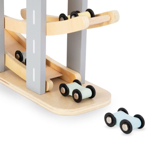 Träramp för bilar – 6 våningar med parkering (45 cm)