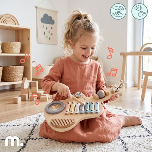 Mamabrum sensorisk gitarr i trä med xylofon, trumma och bjällror