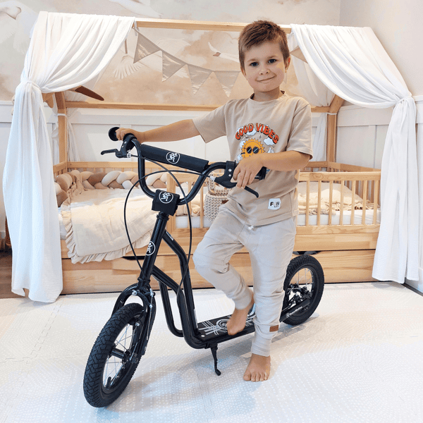 HyperMotion VIVA 12 scooter (30 cm pumpede hjul) - Sort