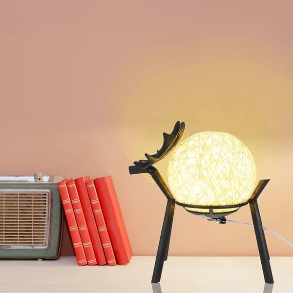 Nattlampa Älgformad USB-driven Dekorativ Bordslampa