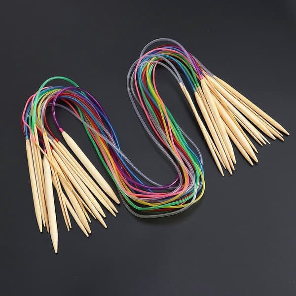 18 st 100 cm rundstickor, bambu och plast, 18 storlekar 2,0-10,0 mm, för stickning