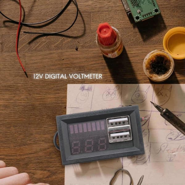 6X Mini Röd LED Digital Display Voltmeter, Spänningstestare med USB-utgång 5V/2A för Batteriström