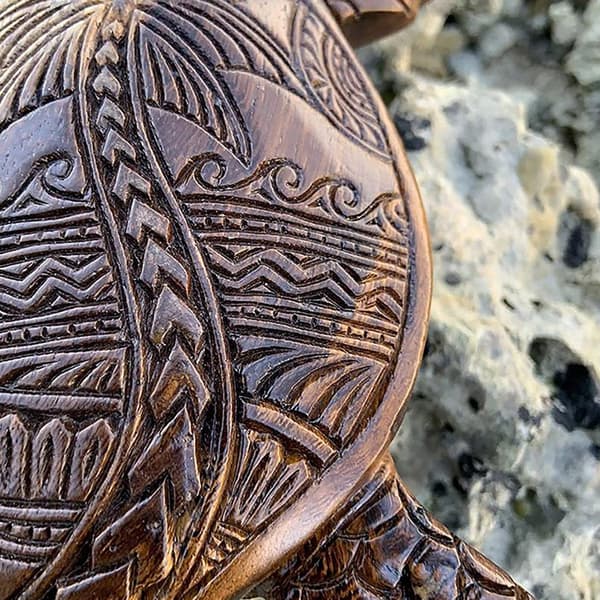 Hawaiiansk havssköldpadda träsnideri, simulerad sköldpaddsfigur, heminredning