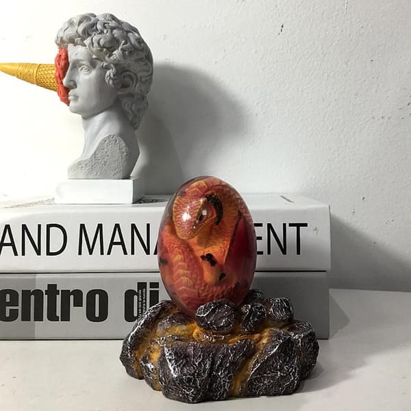 Glødende Lava Drageæg Ornament, Grøn, Boligindretning, Dinosauræg Samlerobjekt