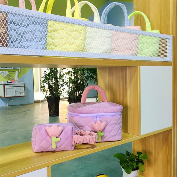 Fløjlsblomst Kosmetiktaske, Taro Lilla, Stor Kapacitet, Bærbar Toiletopbevaring til Piger