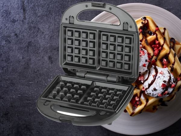 3-i-1 Sandwich-, Vaffel- og Smultringmaskin, 850W, Non-Stick, Utskiftbare Plater
