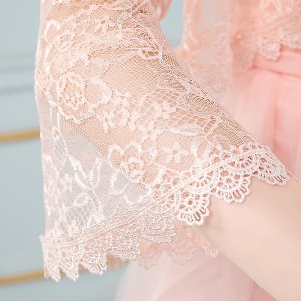 Bröllopsklänning i spets med bolero-överdel PINK