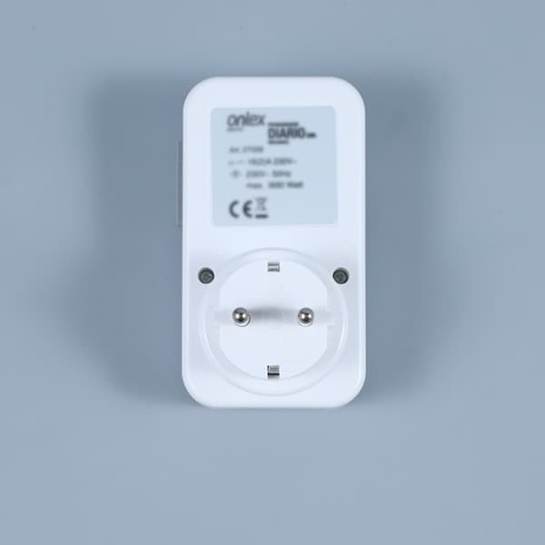 Mekanisk plug-in tidsbryter, 30 min til 24 timer, energibesparende, 250VAC 10A, hvit