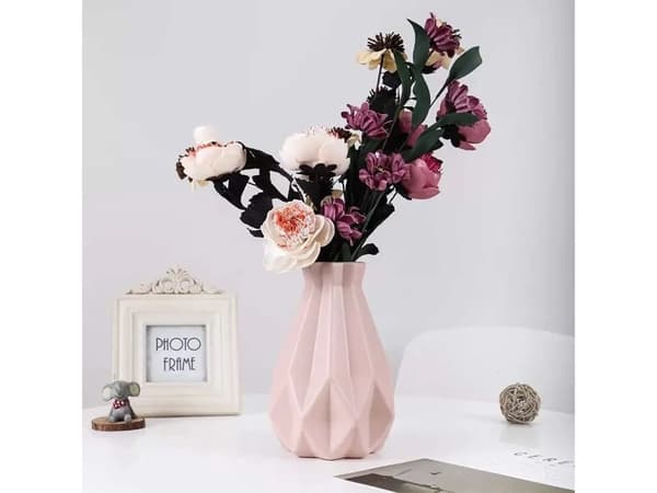 Skandinavisk Plastvas 20 cm, Modern Minimalistisk Inredning, Okrossbar Blomvas