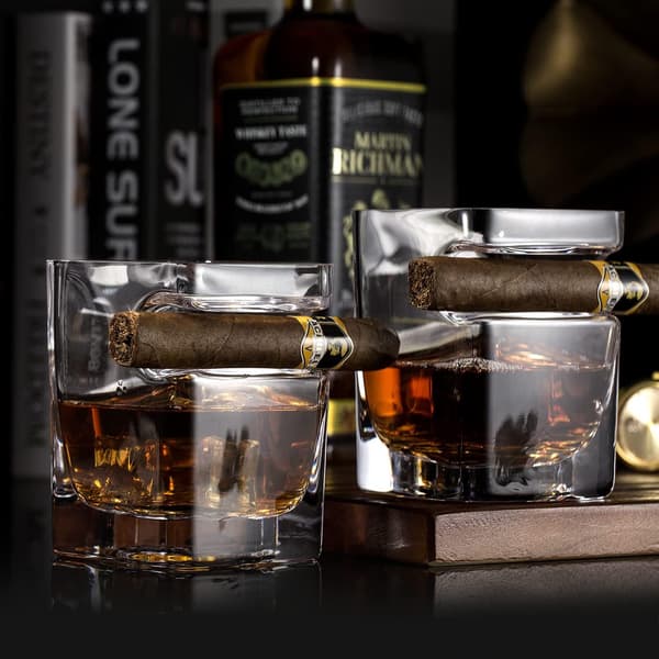 Whiskyglas set om 2, 350 ml Old Fashioned med cigarrstöd, Scotch Bourbon present till män