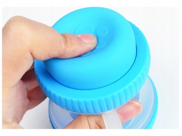 Kjæledyrdusjbørste med sjampodispenser, silikon, for hunder og katter, 125 ml