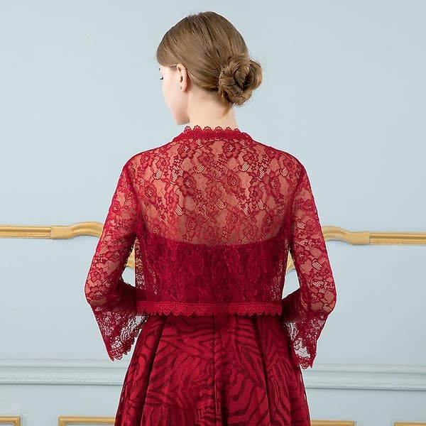 Pitsihääpuku Bolero-peitteellä WINERED