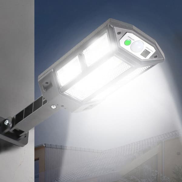 Superstark Solar LED-lampa, Medium Patch-typ, Dubbla Batterier med Fjärrkontroll, för Inomhusbruk 11*22cm