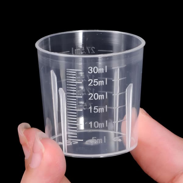 10-pakning 30 ml graderte målebeger, klar plast gjenbrukbare stablebare for kjøkkenlaboratorium