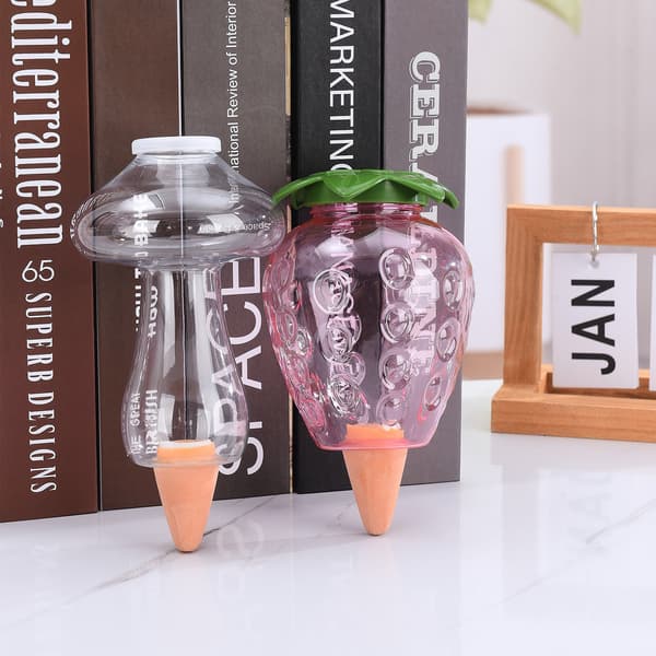 Selvvandende plantevander, 500 ml, hjerteformet, stor kapacitet, langsom frigivelse i 8 dage