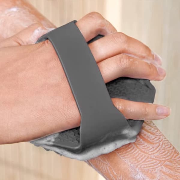Silikonkroppsborste och massageapparat, grå, exfolierande duschborste, ergonomiskt grepp
