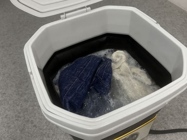 Bærbar Sammenfoldelig Mini Vaskemaskine, 6L Kapacitet, Kompakt til Rejser & Camping