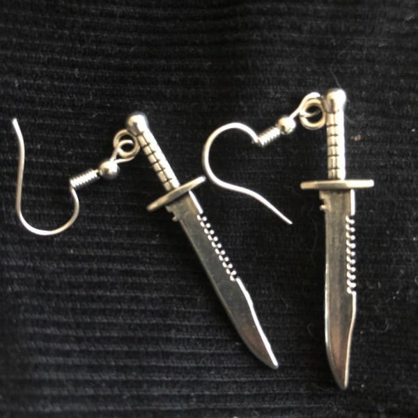 Vintage Dagger Sword Pendant Drop øredobber Sølv Finish Dingle øredobber smykker