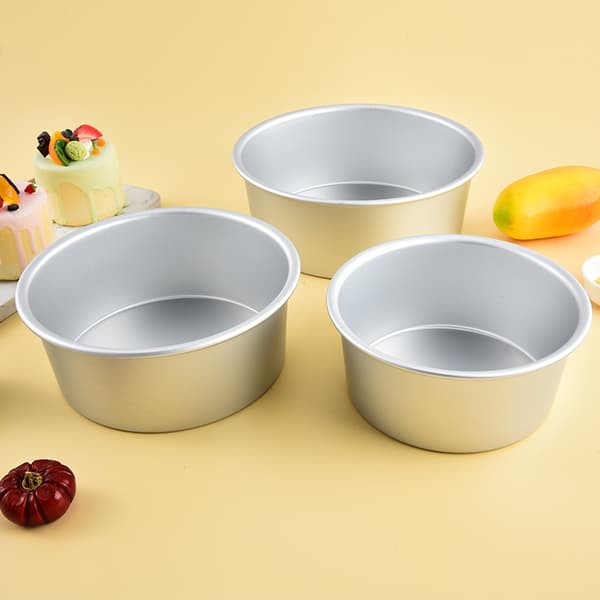 Rund bakeform med solid bunn for ostekake, 12,7 cm diameter, rommer 2 kopper 5inch