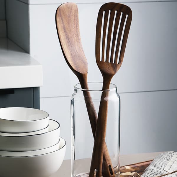 Teakspatel med langt håndtak og firkantet hode - 33,8 cm