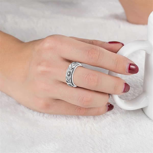 Heytea rustfrit stål spinnerring til angst Fidget-ringe til at lindre stress Angstring Sol Måne Stjerner Forlovelsesring Størrelse 6[HK]