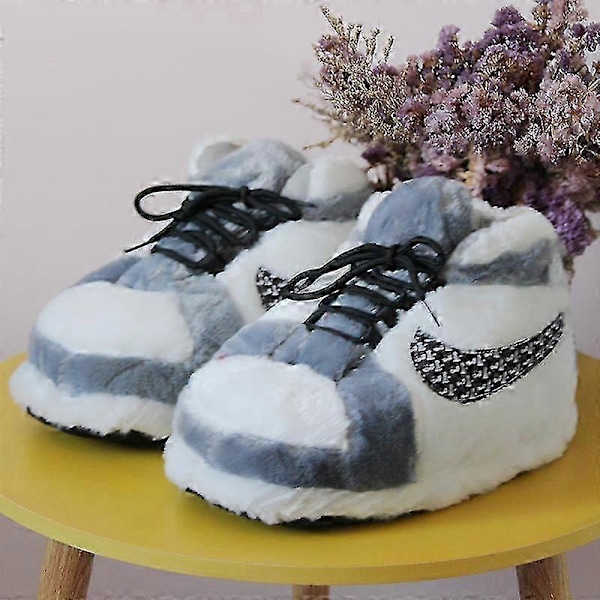 Sneakers-liknande Plyschtofflor Kreativ Inpackning Luddiga Varma Vinter Inomhus Tofflor Bomullsskor[HK] Black with White