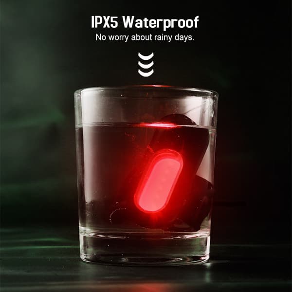 Oppladbar USB LED Sykkelbaklykt med 5 Moduser, IPX5 Vanntett