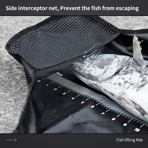 Fiskeopbevaringstaske med digitalvægt og foldbar fiskemåtte