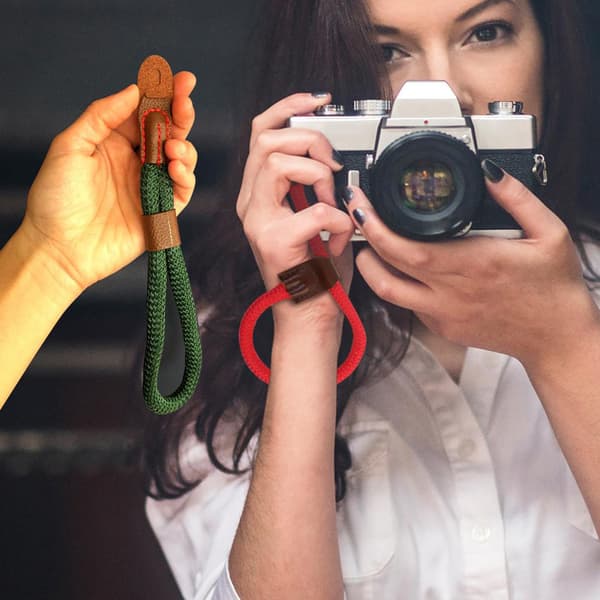 Justerbar Dobbelt Skulderrem og Håndledsrem Sæt til Kameraer med Quick Release til DSLR SLR DV