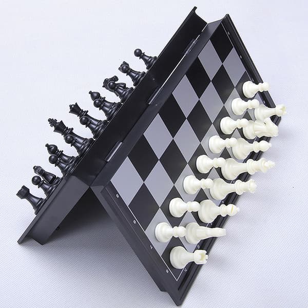 Bärbart hopfällbart magnetiskt schackset 250x250 Dambräde Backgammon för resor och underhållning