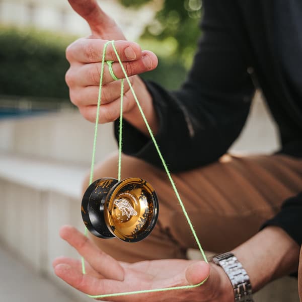 2 stk. Professionelt Yo-Yo-sæt i aluminiumslegering med snore, etui og handsker til konkurrence