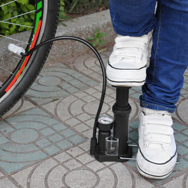 Mini bärbar högtrycksluftpump för cyklar, mountainbikes och andra fordon
