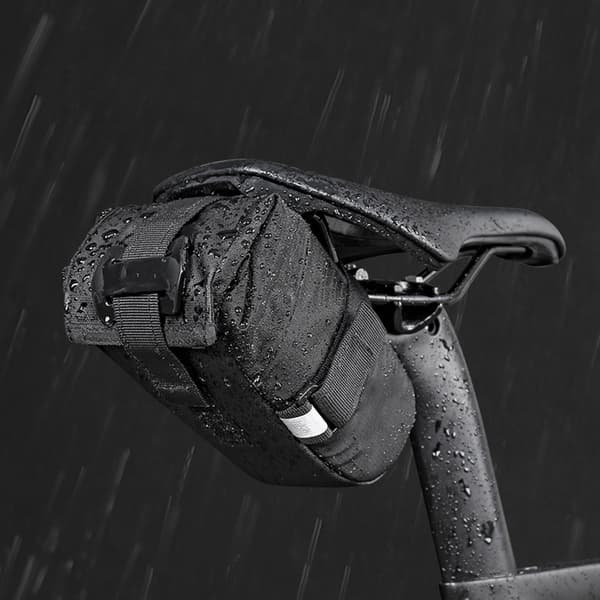 Bärbar 1L Cykelsadelväska, Vatten- och Slitstark med Reflekterande Design för Nattsäkerhet