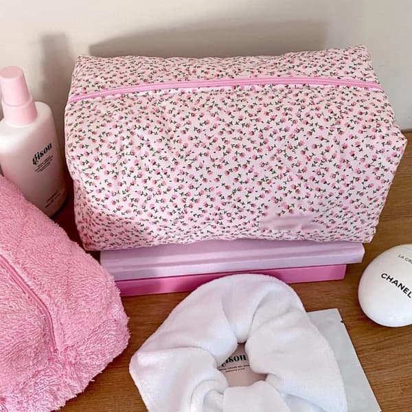 Quiltet makeup-taske med stor kapacitet, blomstret bomuldstaske til kvinder og piger, blå, pink