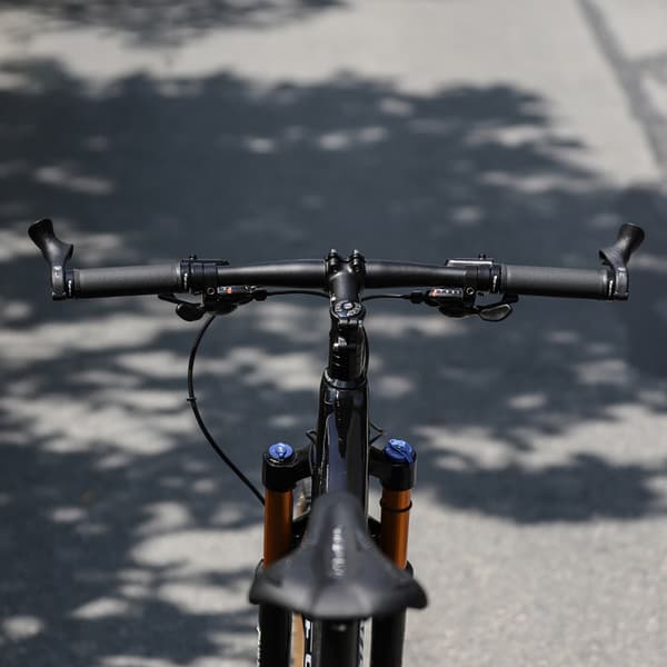 Komfortable fluorescerende cykelstyr-ender med ergonomisk design, nylon cykeltilbehør