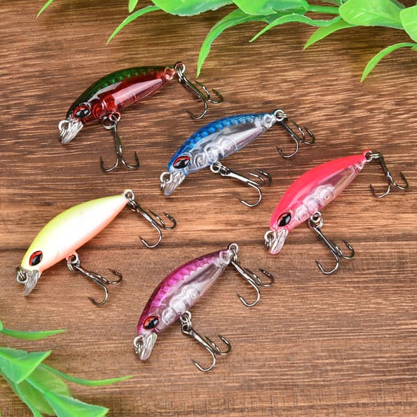 5 kpl Mini Minnow ABS-tekokaloja terävällä kolmihaarakoukulla - Kalastustarvike