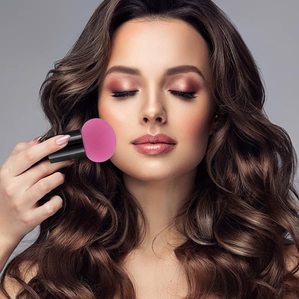 Sæt med 4 svampe-makeupbørster til foundation, concealer og kosmetiske applikatorer til ansigt og øjne