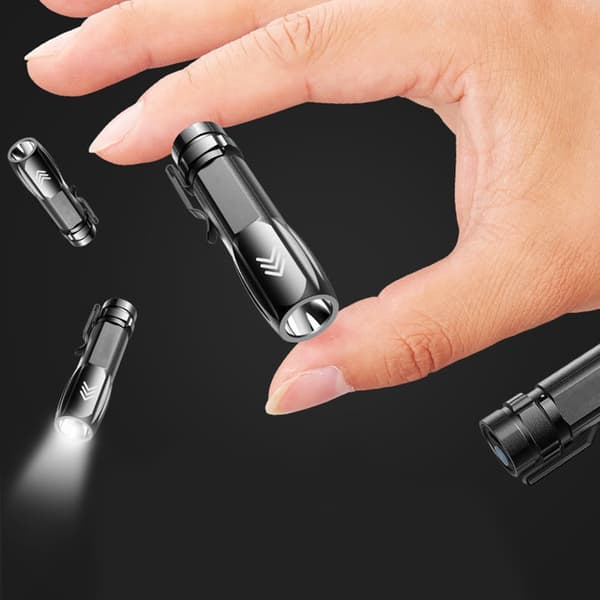 USB-lommelygte med zoom og 3 tilstande, ideel til camping og udendørs aktiviteter