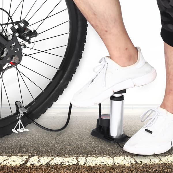 Bärbar högtrycksfotpump för elcyklar och cyklar (vit)