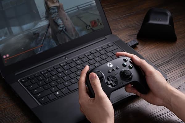 8Bitdo Ultimate 3-Mode Controller svart svart