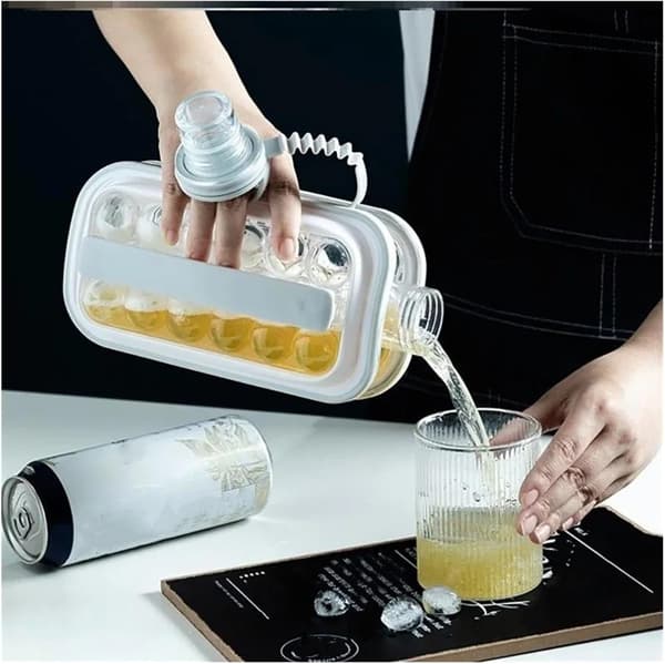 17-grid Ice Maker, 2-in-1 Ice Hockey Mold, Portable Large Capacity Kettle (White)