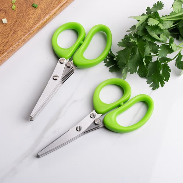 Five-layer stainless steel high-quality herb scissors for daily use